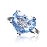 Chopard So Happy Blue Stone Heart 3 Floating Diamonds White 68 Chopard So Happy Blue Stone Heart 3 Floating Diamonds White 68