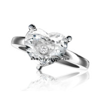 Каблучка Chopard So Happy White Stone Heart з плаваючим діамантом і білим золотом Каблучка Chopard So Happy White Stone Heart з плаваючим діамантом і білим золотом