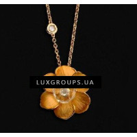Подвеска Carrera y Carrera Gardenia 18K Yellow Gold Necklace with Rock Crystal and Diamonds