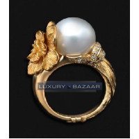Carrera y Carrera Gardenia 18K Yellow Gold Ring with Pearl and Diamonds