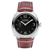 Officine Panerai Radomir Historic 42