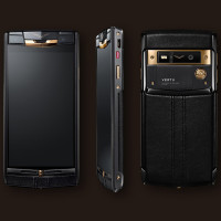 VERTU SIGNATURE TOUCH PURE JET RED GOLD