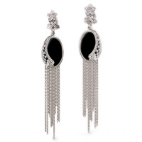 Сережки Carrera y Carrera Sierpes, біле золото, діаманти, онікс Сережки Carrera y Carrera Sierpes, біле золото, діаманти, онікс