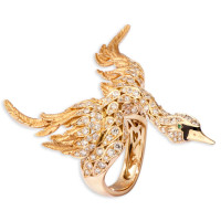 Кольцо Magerit Hechizo Cisne, желтое золото, бриллианты, изумруды