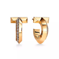 Серьги Tiffany T T1 Hoop, желтое золото, бриллианты