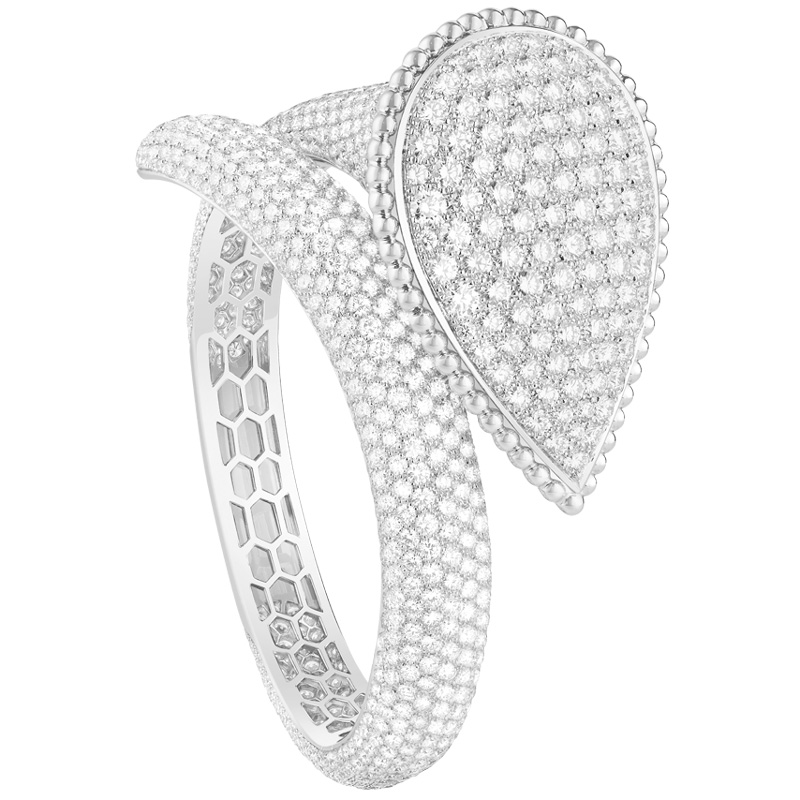 Браслет Boucheron Serpent Boheme, белое золото, бриллианты Браслет Boucheron Serpent Boheme, белое золото, бриллианты